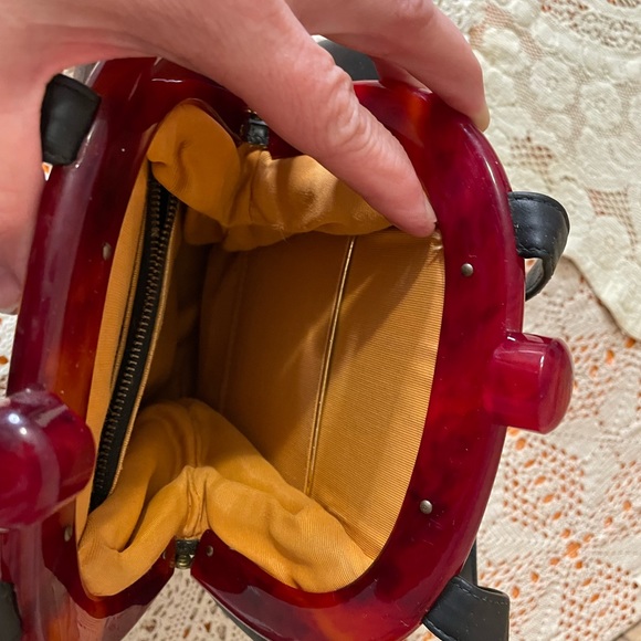 Vintage Mid Century Faux Leather and Bakelite Handbag - Picture 7 of 8